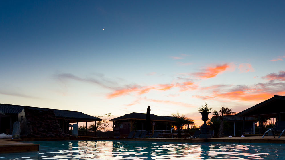 Red Palm Village كراليندايك المظهر الخارجي الصورة